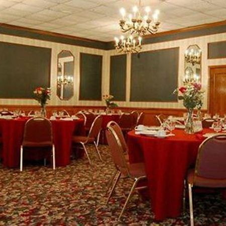 Red Carpet Inn & Suites Carneys Point/Wilmington Restaurant billede