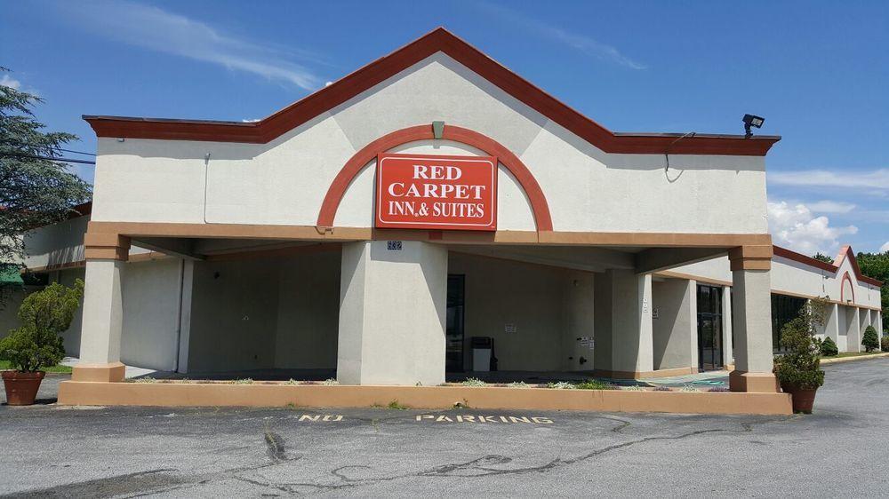 Red Carpet Inn & Suites Carneys Point/Wilmington Eksteriør billede