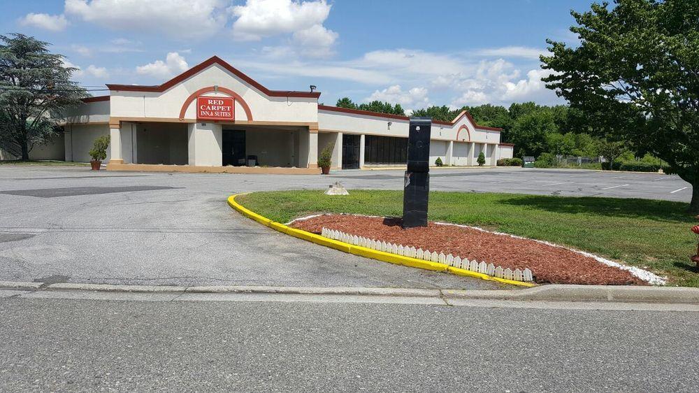 Red Carpet Inn & Suites Carneys Point/Wilmington Eksteriør billede