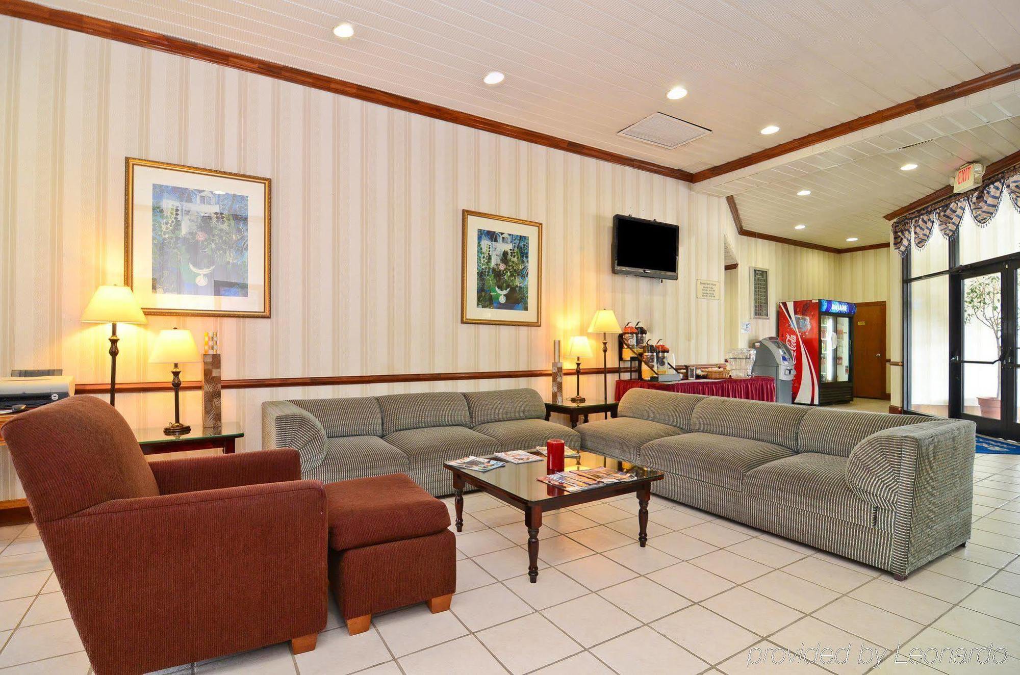 Red Carpet Inn & Suites Carneys Point/Wilmington Eksteriør billede