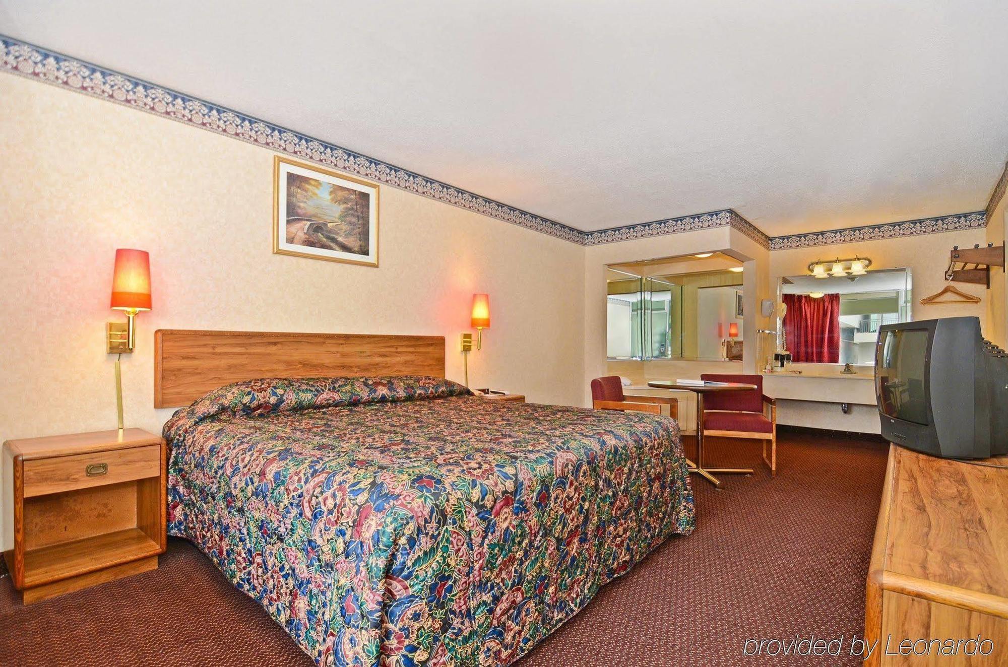 Red Carpet Inn & Suites Carneys Point/Wilmington Eksteriør billede